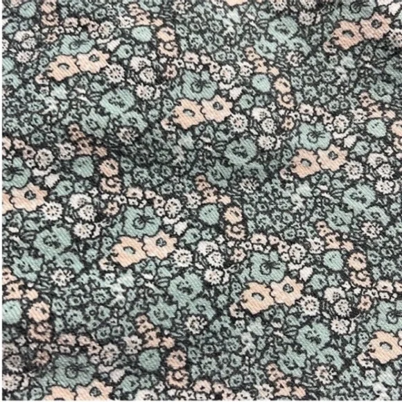 Pilcro and the Letterpress Slim Stet Floral Pants Size: 28 Inseam: 24” - Picture 7 of 8